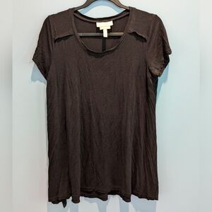 Jessica Simpson Nursing shirt